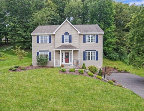 Photo for 140 Bayberry Ln