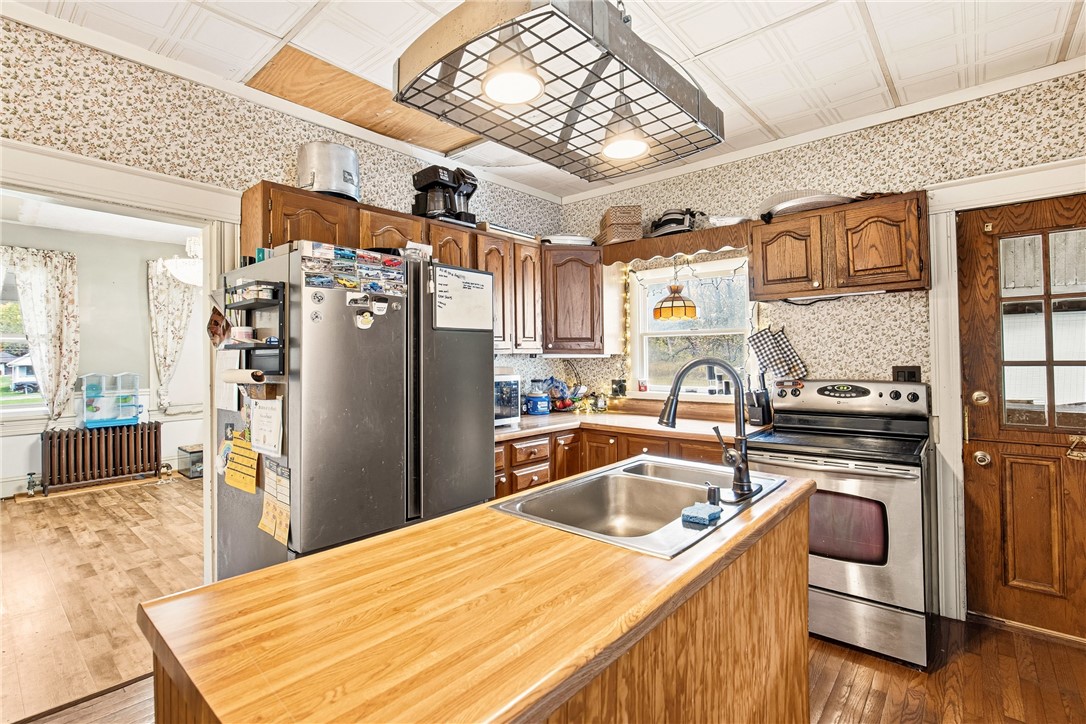 1102 Frankstown Road