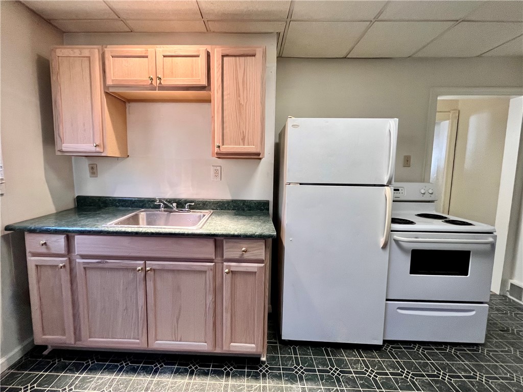 Beaver Falls, Pennsylvania 15010, United States, 1 Bedroom Bedrooms, ,1 BathroomBathrooms,Residential,Active,98524