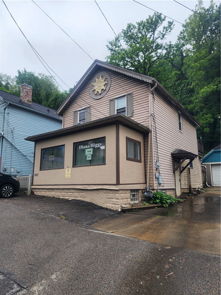 1260 Grove Rd