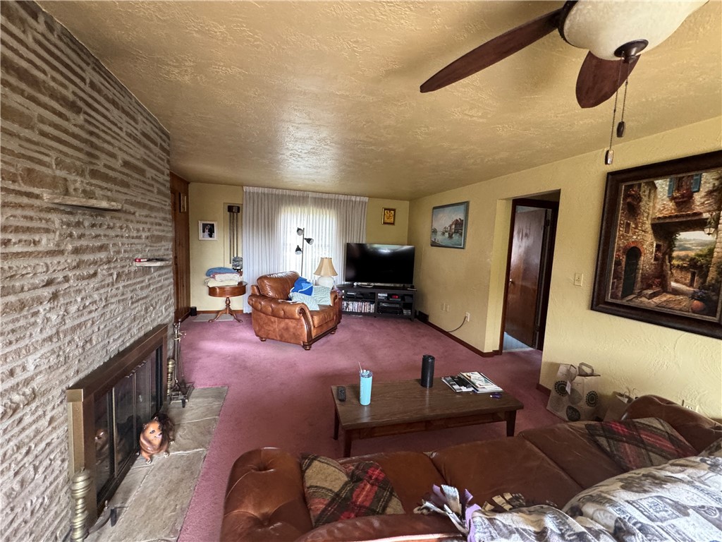 2591 Lightwood Ave Ave, Bethel Park, Pennsylvania image 4