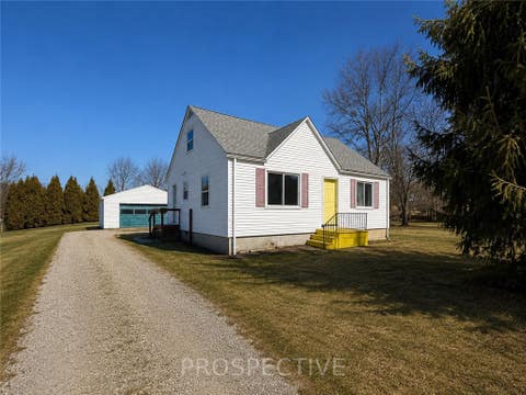 Photo for 2360 Evans City Rd