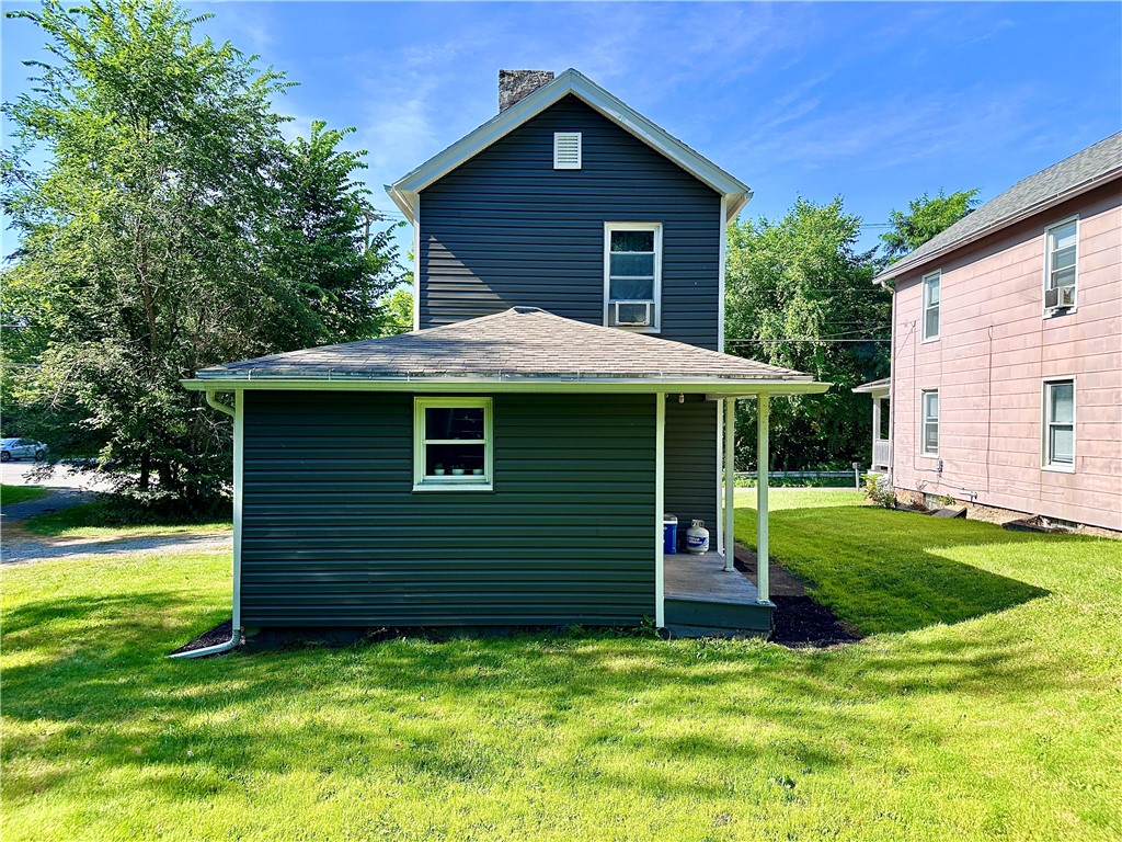 Union Twp, Pennsylvania 16101, United States, 2 Bedrooms Bedrooms, ,1 BathroomBathrooms,Residential,Contingent,180096