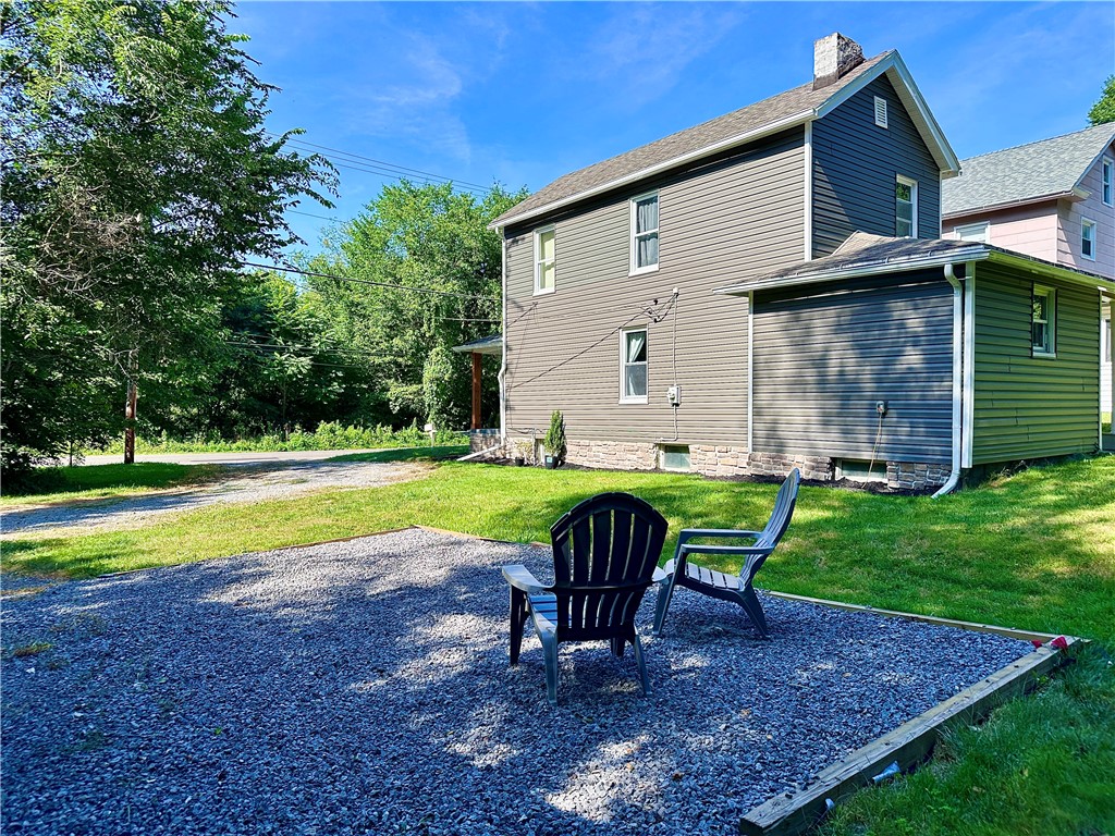 Union Twp, Pennsylvania 16101, United States, 2 Bedrooms Bedrooms, ,1 BathroomBathrooms,Residential,Contingent,180096