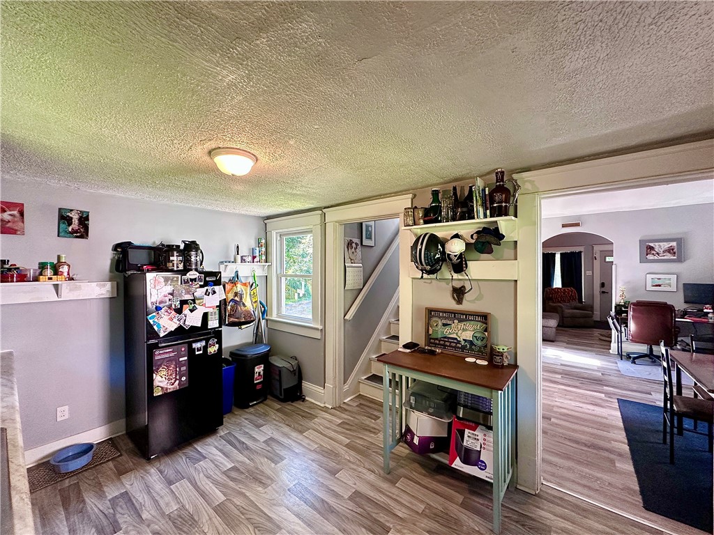 Union Twp, Pennsylvania 16101, United States, 2 Bedrooms Bedrooms, ,1 BathroomBathrooms,Residential,Contingent,180096