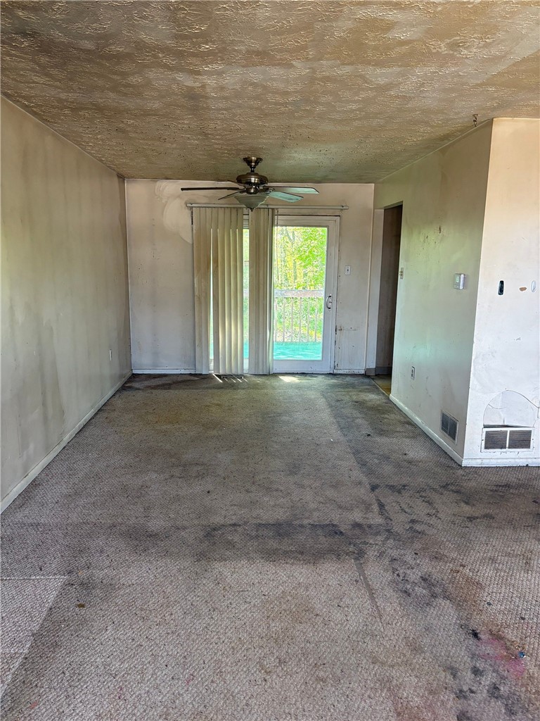 114 Opal Ct