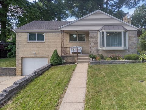 Photo of 3344 Altherton Dr, Bethel Park, PA 15102 (MLS # 1758436)
