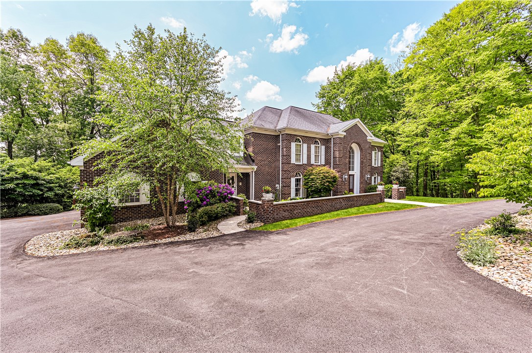 264 Cobblestone Dr