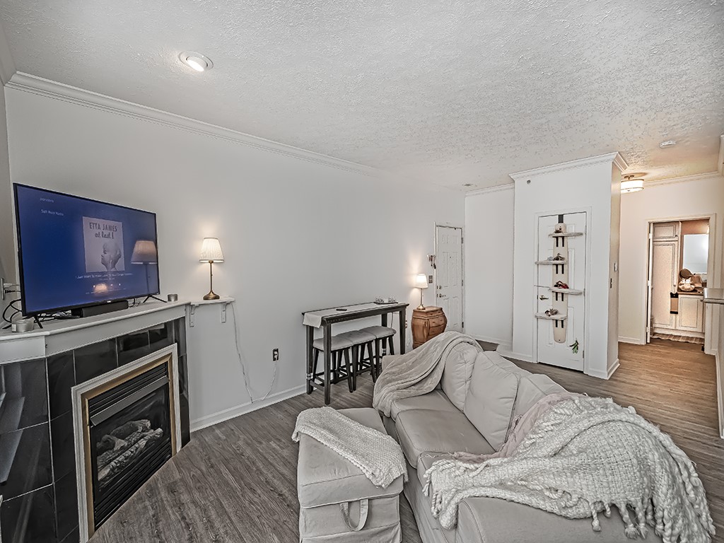 1009 Stockton Rdg