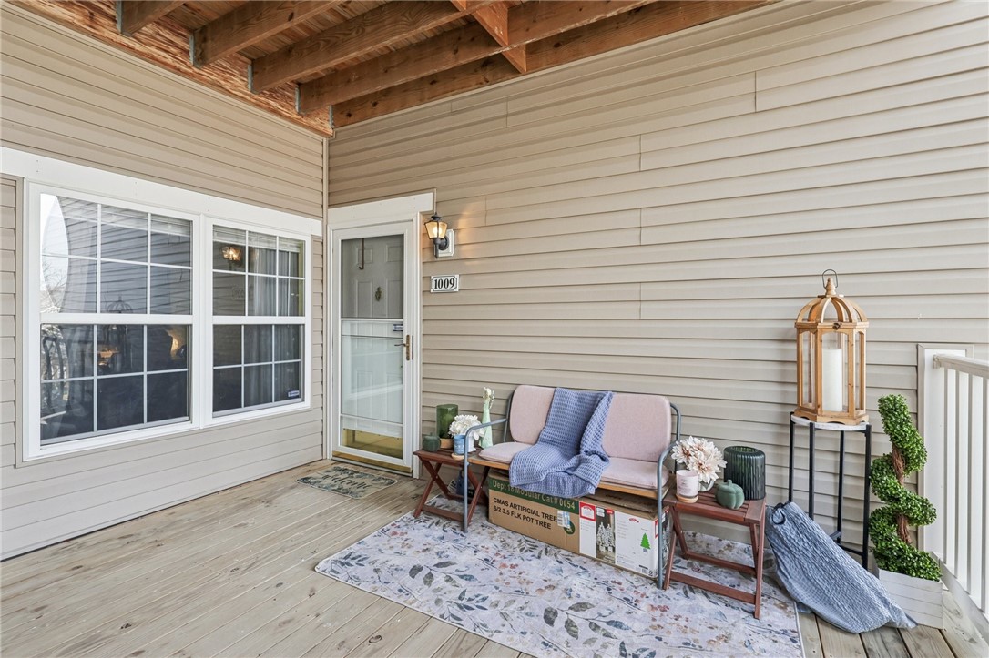 1009 Stockton Rdg