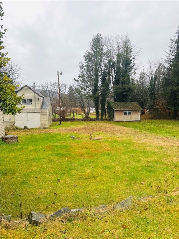 Bullskin Twp, Pennsylvania 15425, United States, 4 Bedrooms Bedrooms, ,2 BathroomsBathrooms,Residential,Active,248379