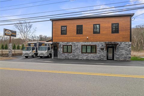 Photo for 6339 Old William Penn Highway