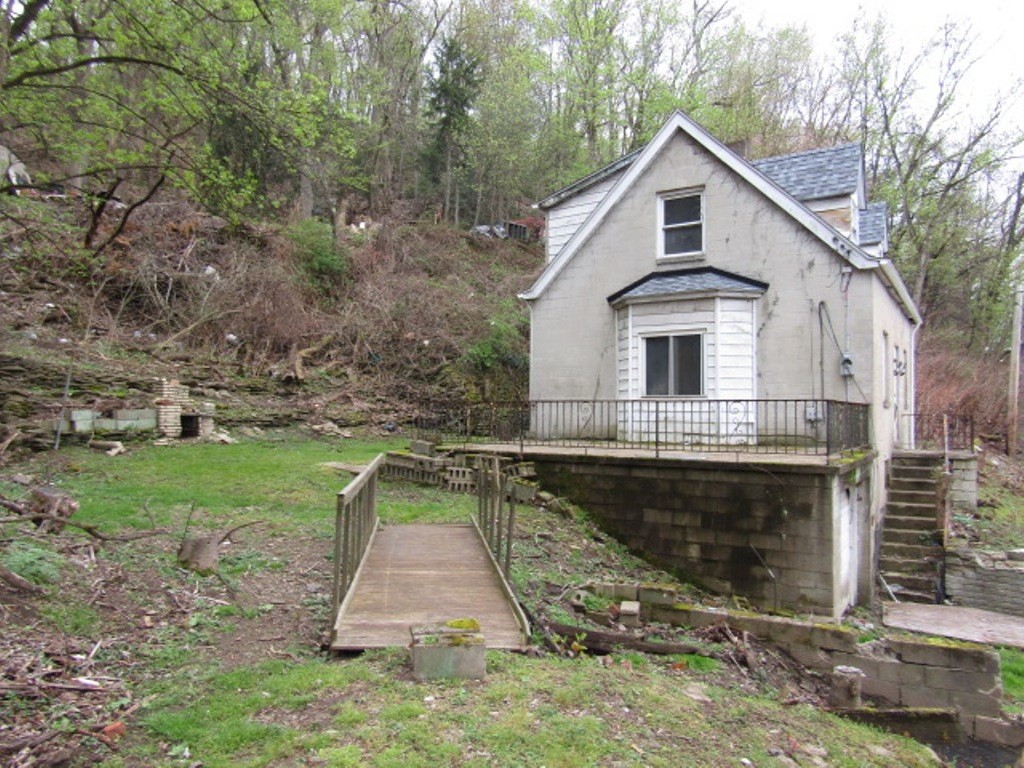 6004 Sawyer St St, Lawrenceville, Pennsylvania image 3