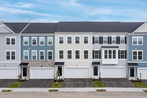 Photo of 216 Truth Cir, Harmony, PA 16037 (MLS # 1741752)