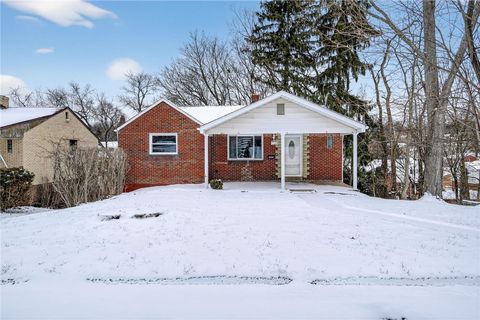 Photo of 3341 Recker Dr, Pittsburgh, PA 15227 (MLS # 1736700)