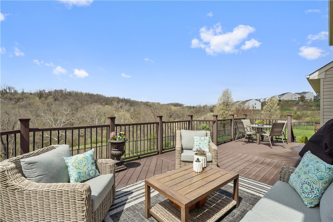 North Strabane, Pennsylvania 15317, United States, 4 Bedrooms Bedrooms, ,4 BathroomsBathrooms,Residential,Active,119761