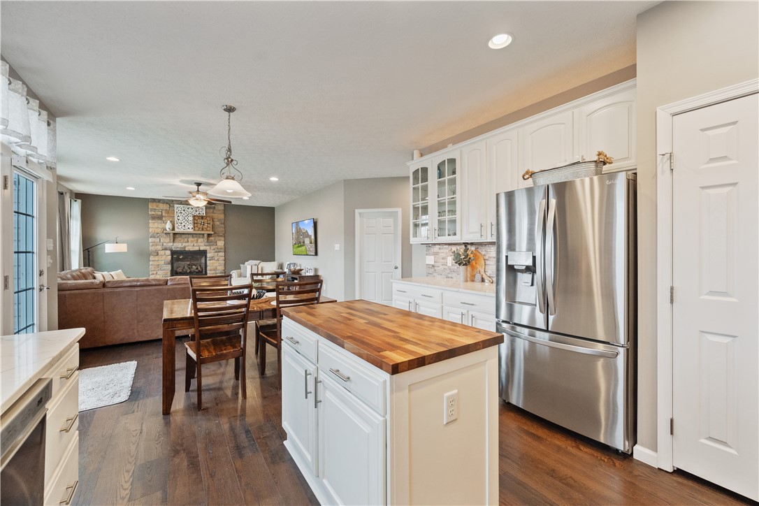 North Strabane, Pennsylvania 15317, United States, 4 Bedrooms Bedrooms, ,4 BathroomsBathrooms,Residential,Active,119761