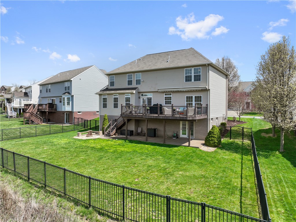 North Strabane, Pennsylvania 15317, United States, 4 Bedrooms Bedrooms, ,4 BathroomsBathrooms,Residential,Active,119761