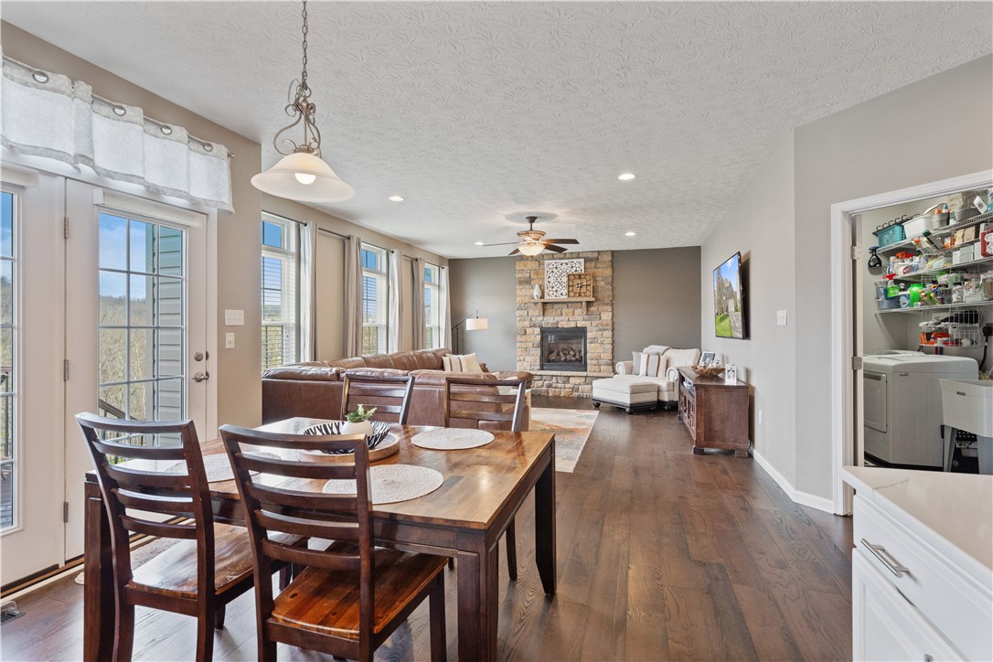 North Strabane, Pennsylvania 15317, United States, 4 Bedrooms Bedrooms, ,4 BathroomsBathrooms,Residential,Active,119761