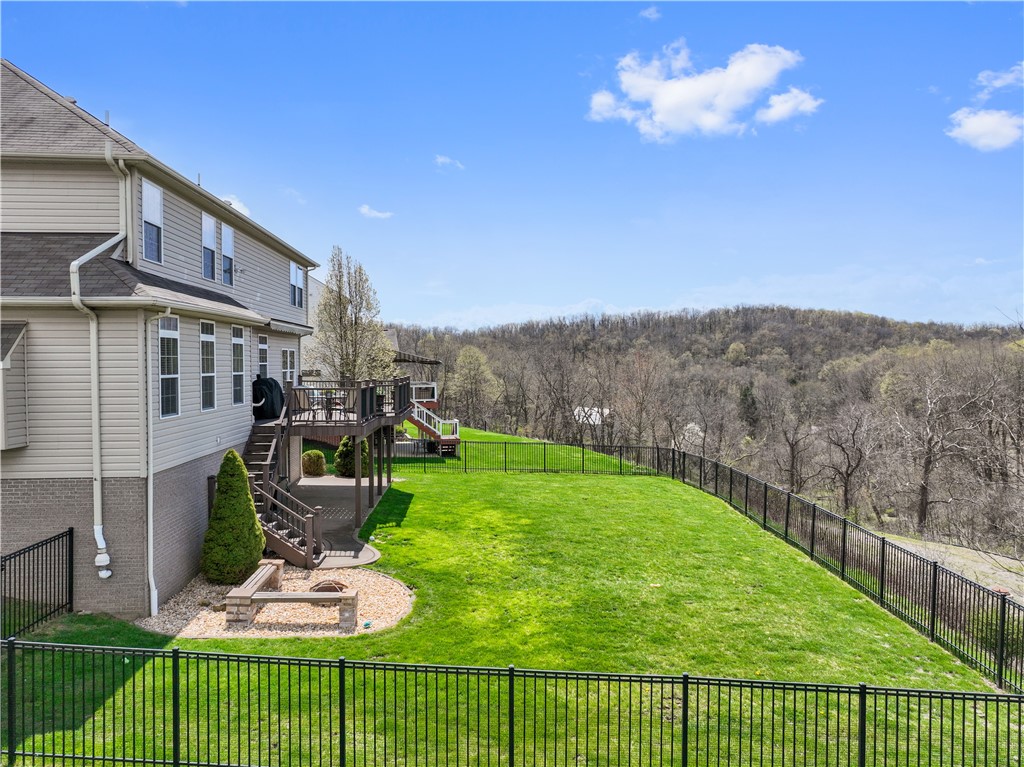 North Strabane, Pennsylvania 15317, United States, 4 Bedrooms Bedrooms, ,4 BathroomsBathrooms,Residential,Active,119761