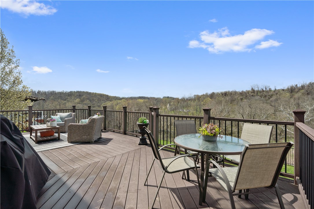 North Strabane, Pennsylvania 15317, United States, 4 Bedrooms Bedrooms, ,4 BathroomsBathrooms,Residential,Active,119761