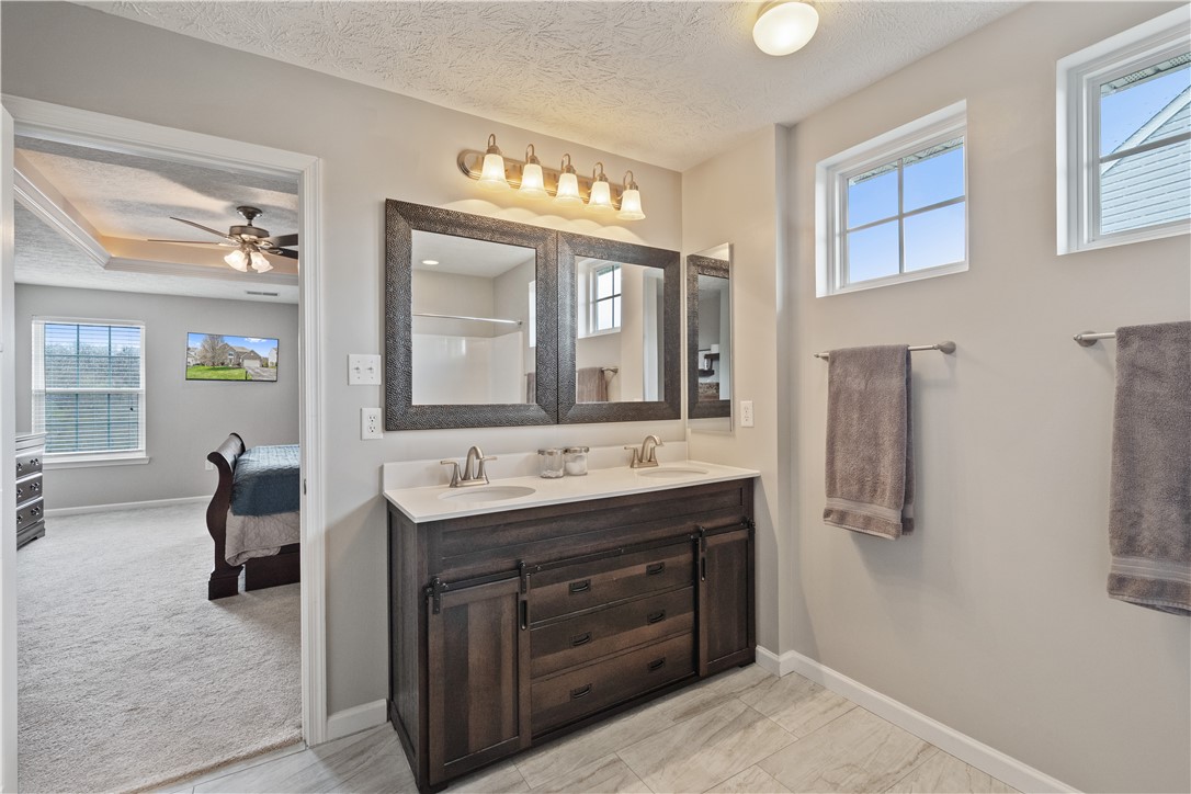 North Strabane, Pennsylvania 15317, United States, 4 Bedrooms Bedrooms, ,4 BathroomsBathrooms,Residential,Active,119761