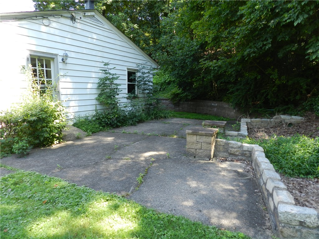 757 Old Narrows Run Rd