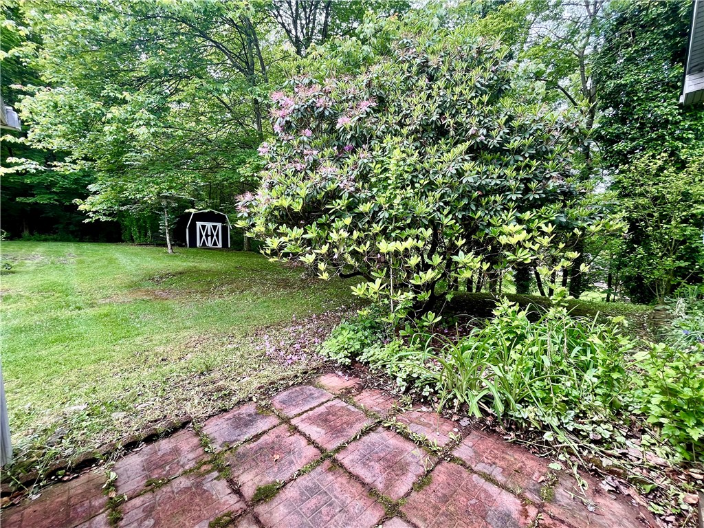 Hanover Twp - Wsh, Pennsylvania 15021, United States, 3 Bedrooms Bedrooms, ,2 BathroomsBathrooms,Residential,Contingent,144487
