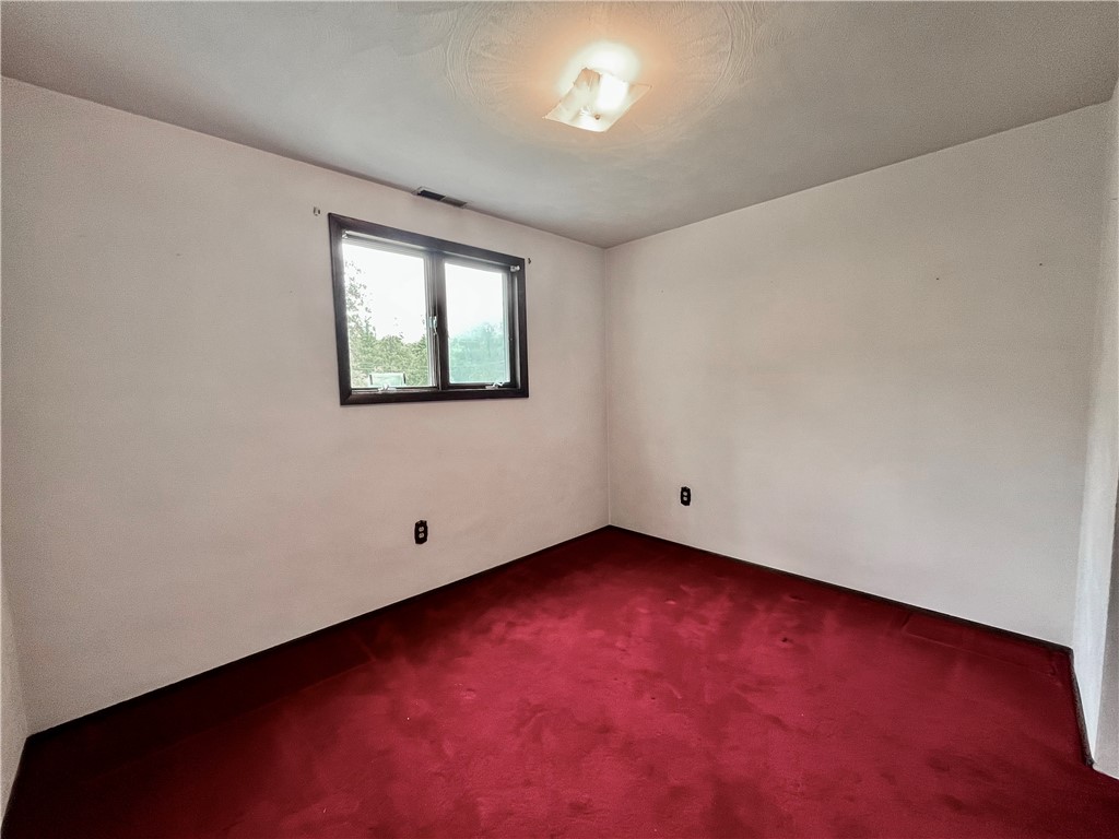 Hanover Twp - Wsh, Pennsylvania 15021, United States, 3 Bedrooms Bedrooms, ,2 BathroomsBathrooms,Residential,Contingent,144487