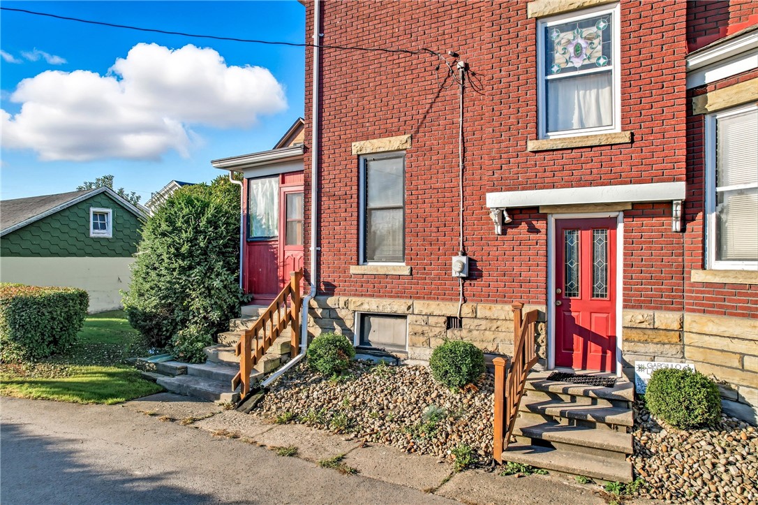 Greenville Boro, Pennsylvania 16125, United States, 3 Bedrooms Bedrooms, ,2 BathroomsBathrooms,Residential,Active,236705