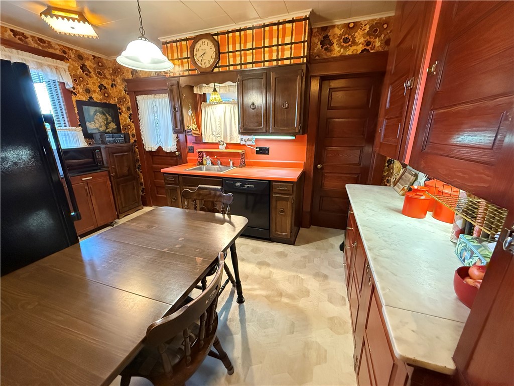 Greenville Boro, Pennsylvania 16125, United States, 3 Bedrooms Bedrooms, ,2 BathroomsBathrooms,Residential,Active,236705