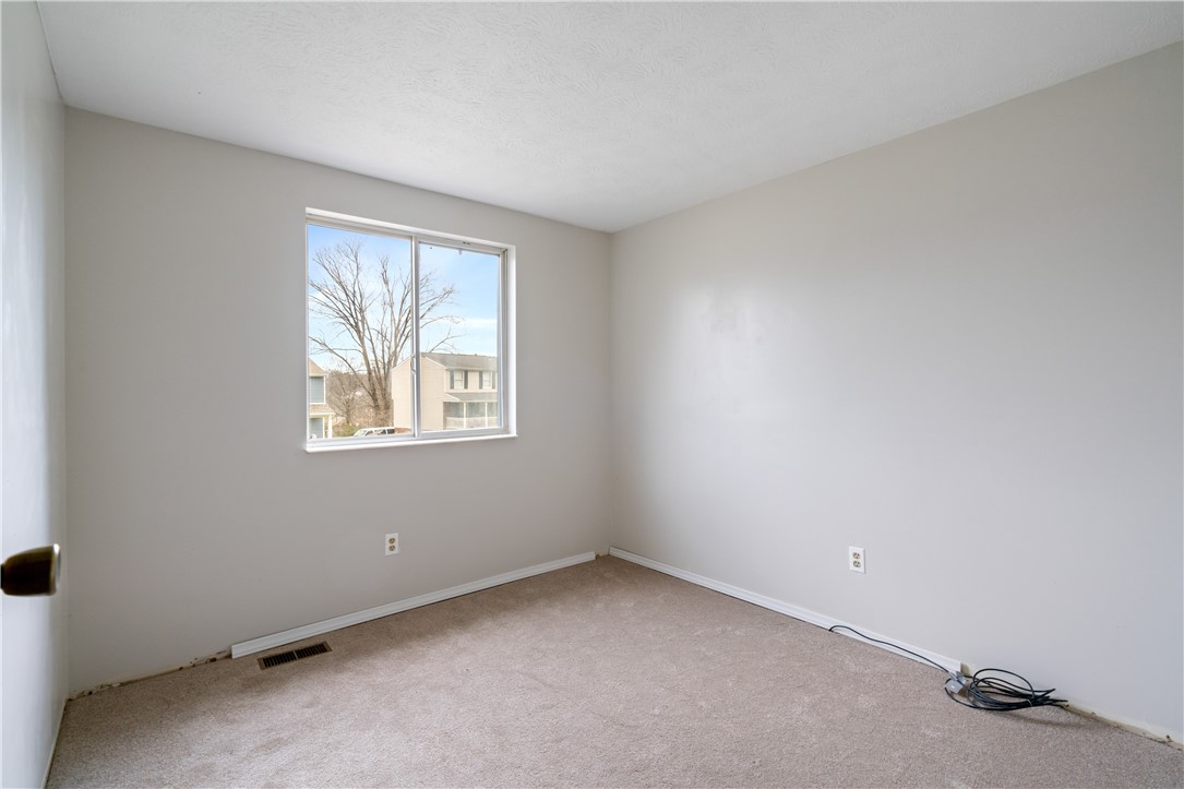1248 Armstrong Drive Dr, South Park, Pennsylvania image 17