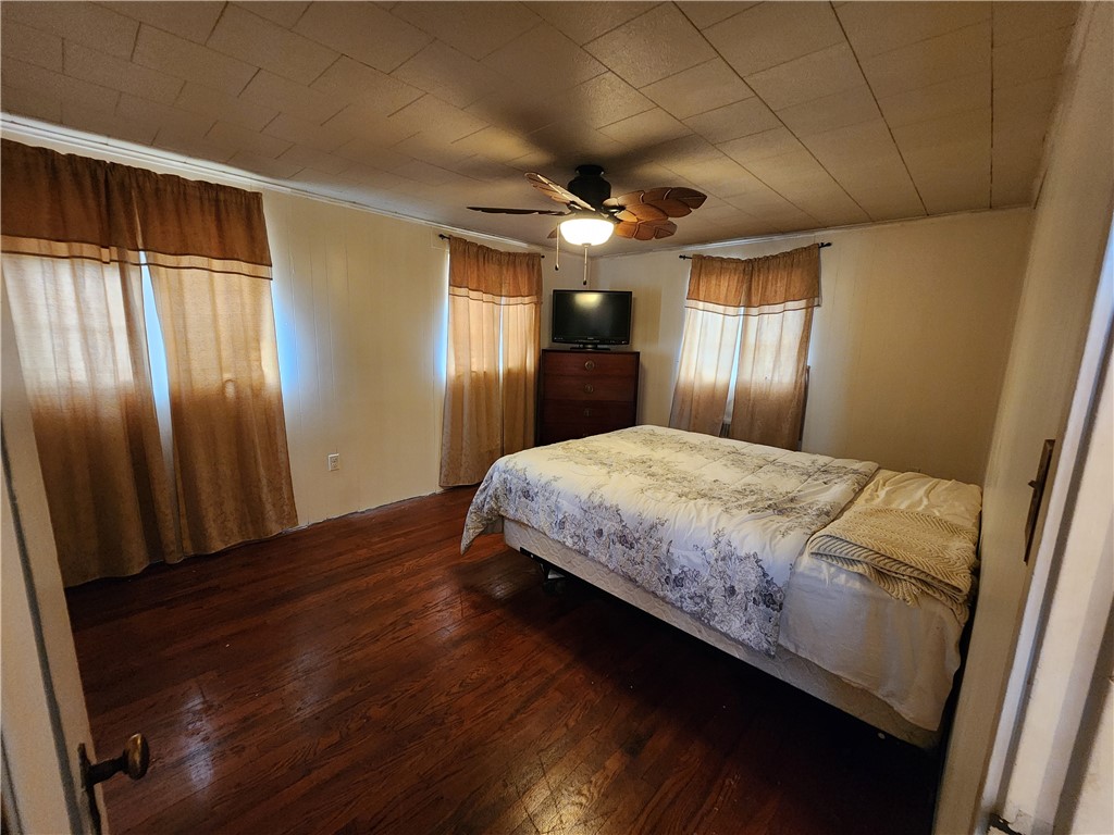 528 Constitution Cir Cir, Clairton, Pennsylvania image 11