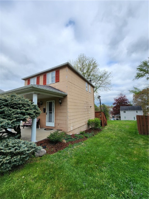 528 Constitution Cir Cir, Clairton, Pennsylvania image 2
