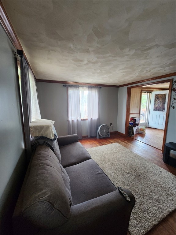 528 Constitution Cir Cir, Clairton, Pennsylvania image 4