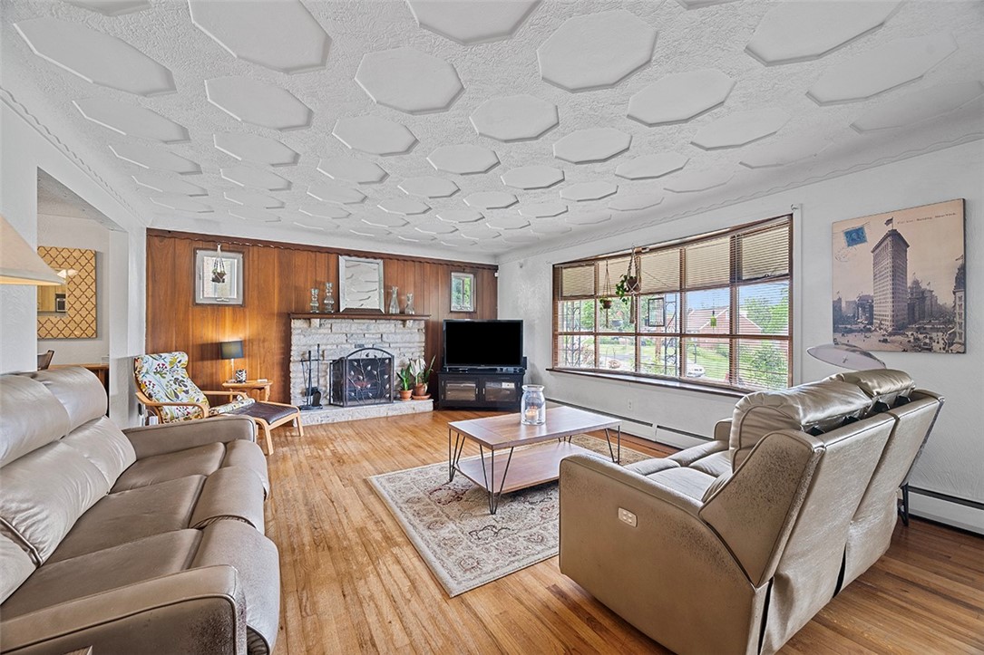 426 Oliver Dr