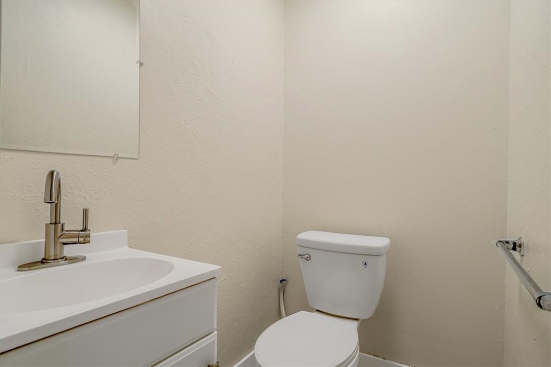 Munhall, Pennsylvania 15120, United States, 3 Bedrooms Bedrooms, ,2 BathroomsBathrooms,Residential,Active,216836