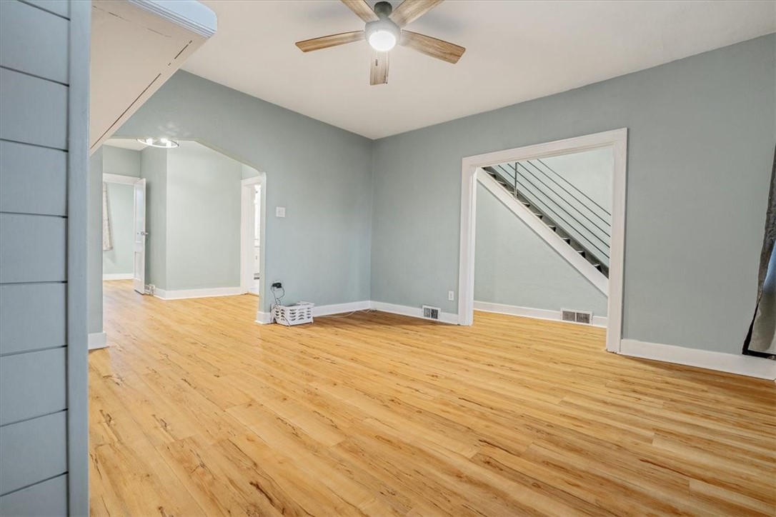 Munhall, Pennsylvania 15120, United States, 3 Bedrooms Bedrooms, ,2 BathroomsBathrooms,Residential,Active,216836