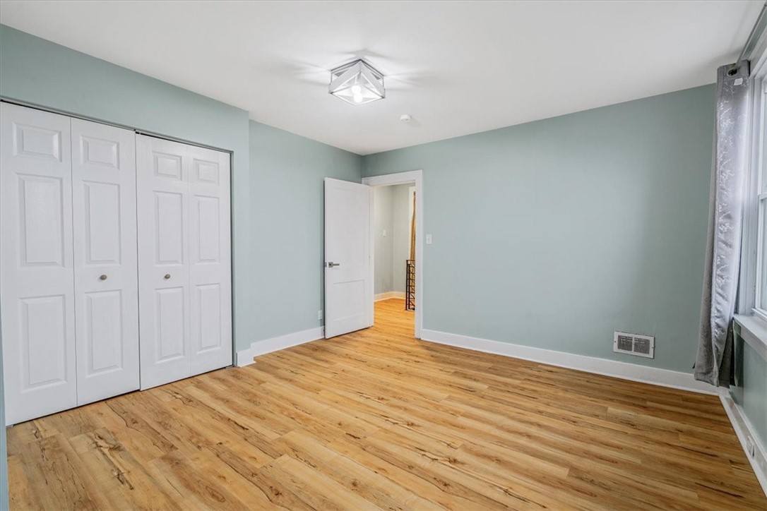 Munhall, Pennsylvania 15120, United States, 3 Bedrooms Bedrooms, ,2 BathroomsBathrooms,Residential,Active,216836