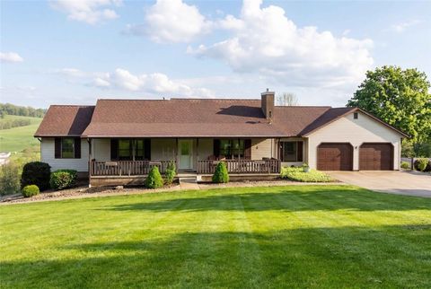 Photo of 873 Linden Rd, Eighty Four, PA 15330 (MLS # 1751312)