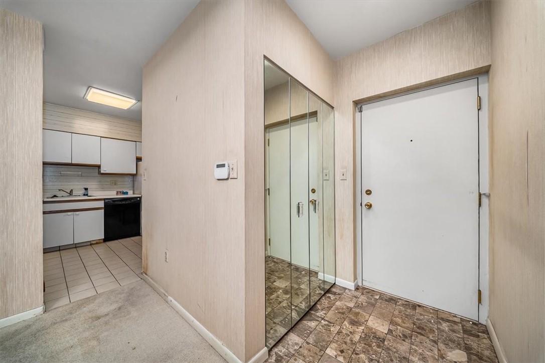 5715 Beacon Street 108