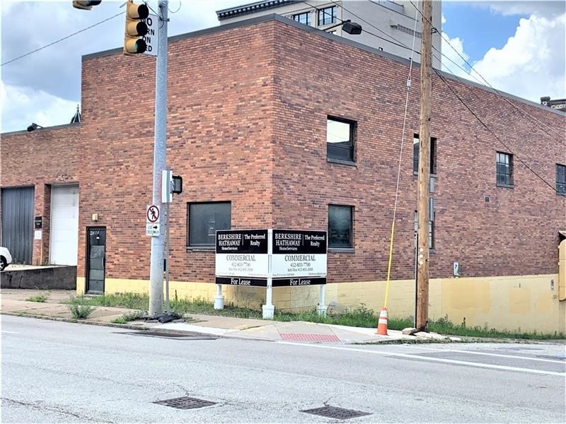 1601 Liberty Ave