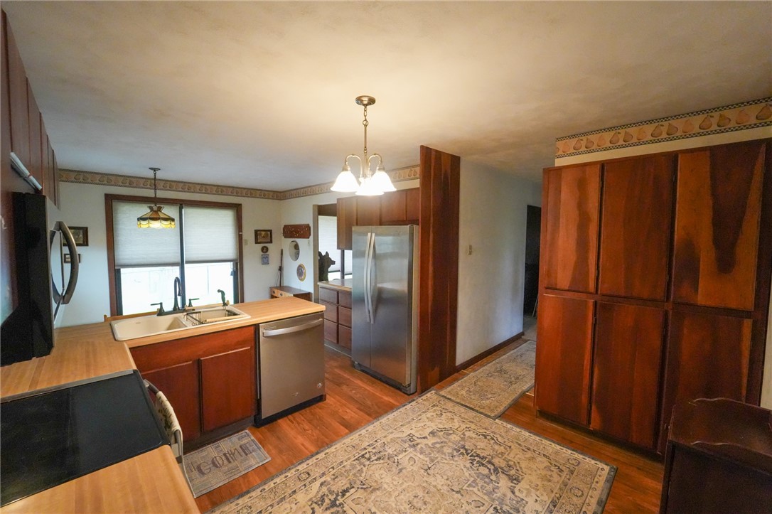 276 Rolling Hills Rd Rd, Ruffs Dale, Pennsylvania image 14