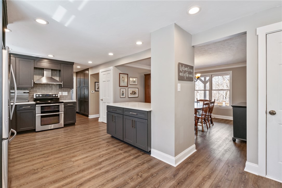 Cranberry Twp, Pennsylvania 16066, United States, 4 Bedrooms Bedrooms, ,4 BathroomsBathrooms,Residential,Active,95660