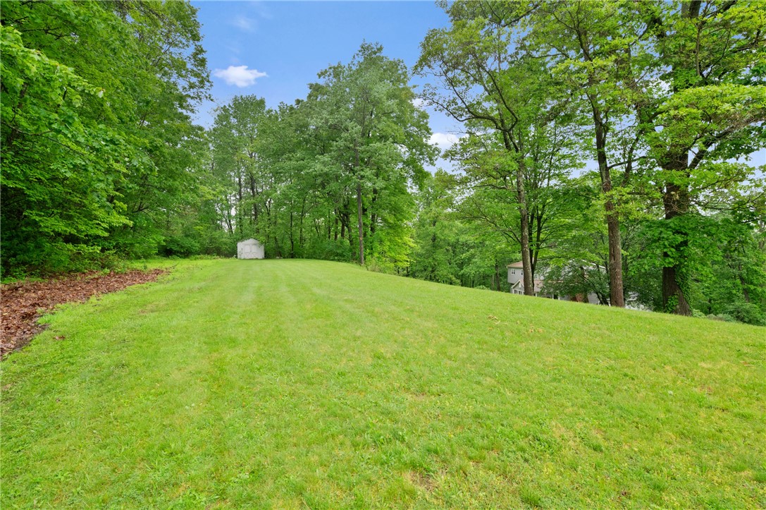 Cranberry Twp, Pennsylvania 16066, United States, 4 Bedrooms Bedrooms, ,4 BathroomsBathrooms,Residential,Active,95660