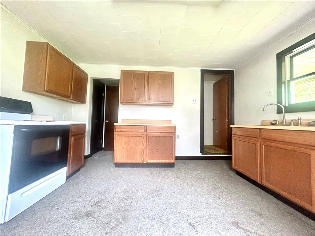 359/361 Main St