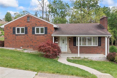 Photo for 442 Canyon Dr