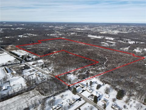 Photo of 3404 Hubbard Middlesex Rd, Hermitage, PA 16159 (MLS # 1733653)