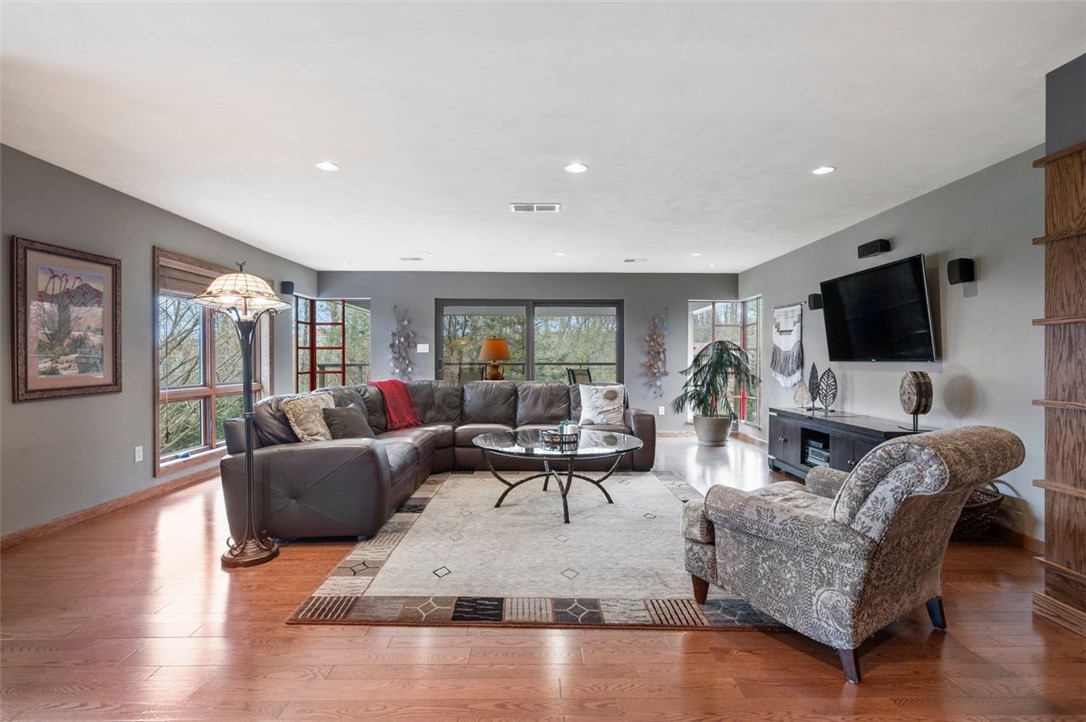 2698 Bethel Crest Dr, Bethel Park, Pennsylvania image 16