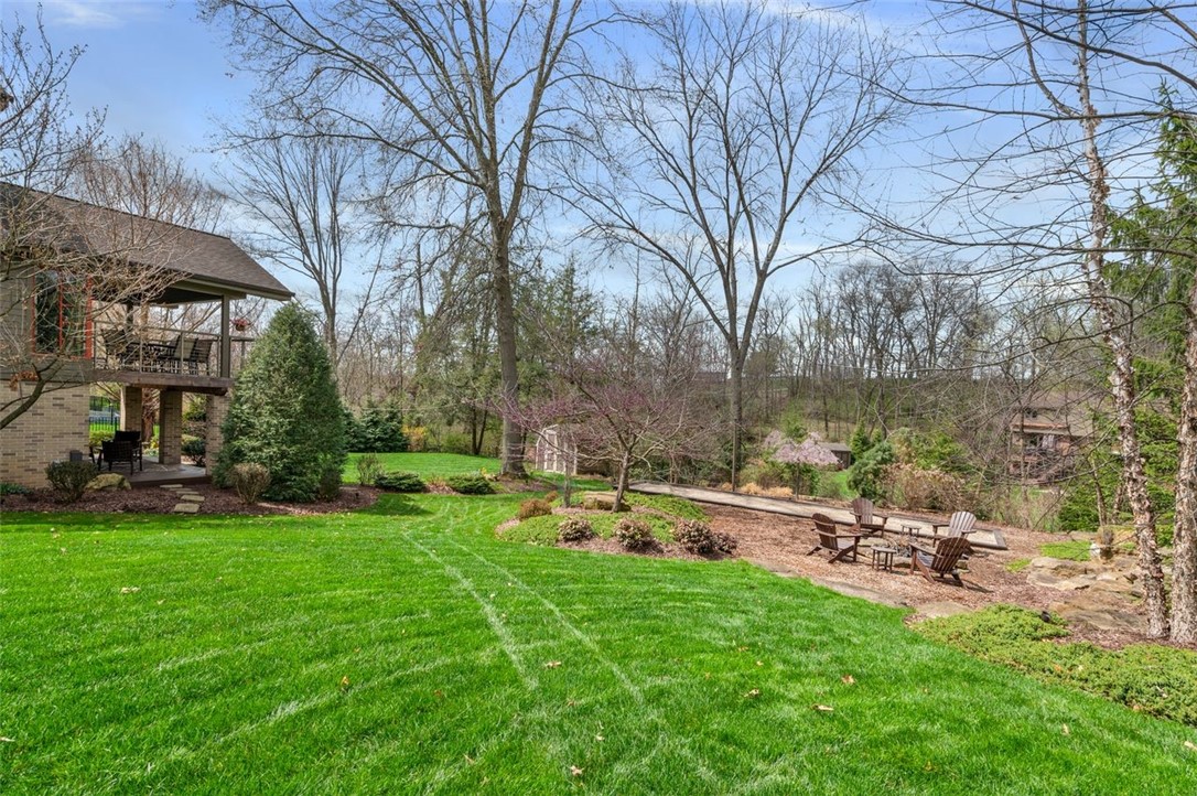 2698 Bethel Crest Dr, Bethel Park, Pennsylvania image 37
